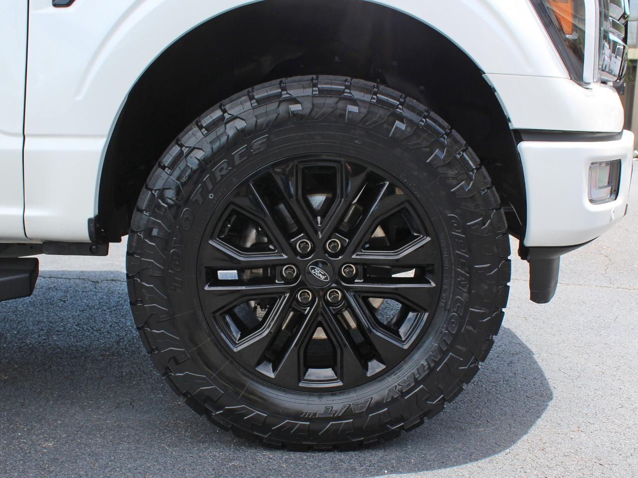 Ford F-150 Lariat SuperCrew 4WD 2024