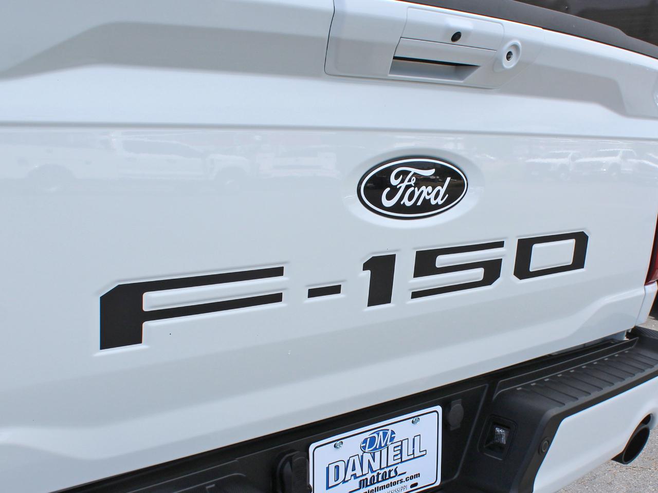 Ford F-150 Lariat SuperCrew 4WD 2024
