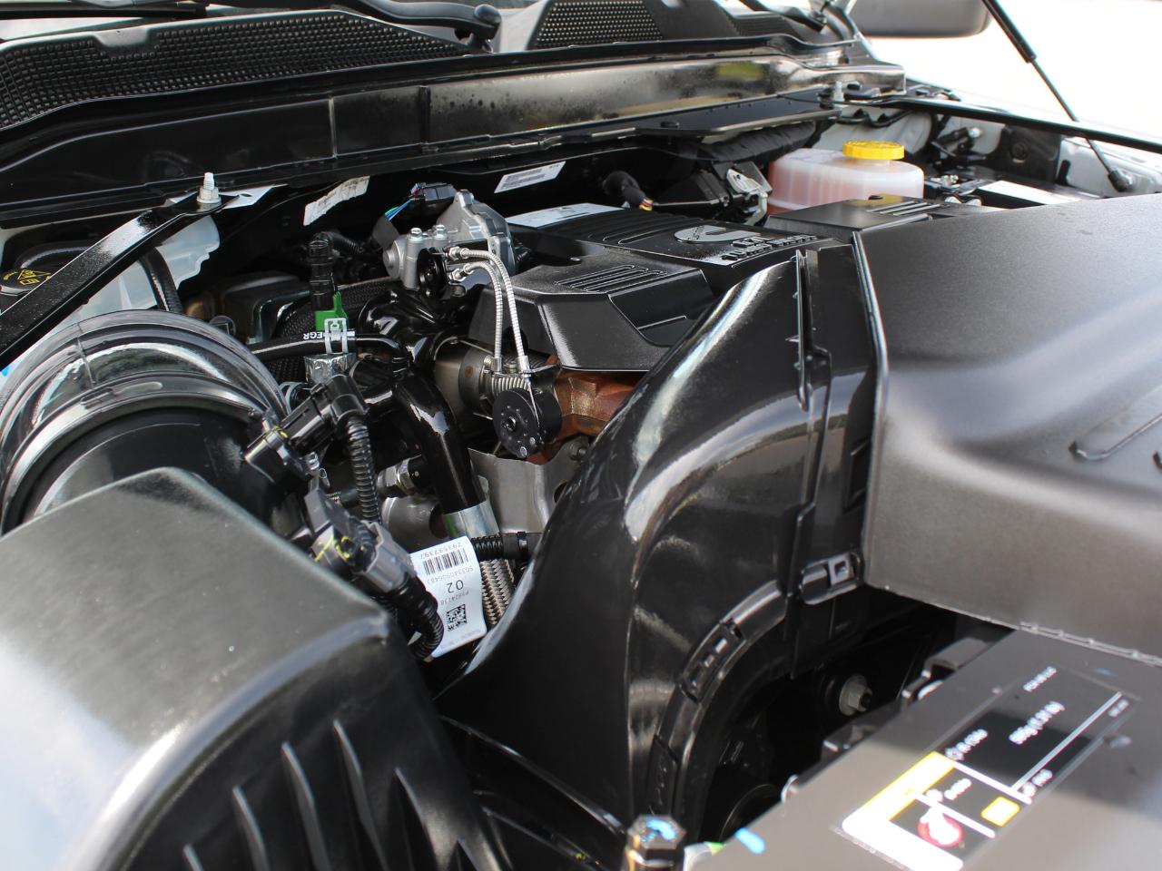 RAM 3500 Tradesman Crew Cab 4WD DRW 2024