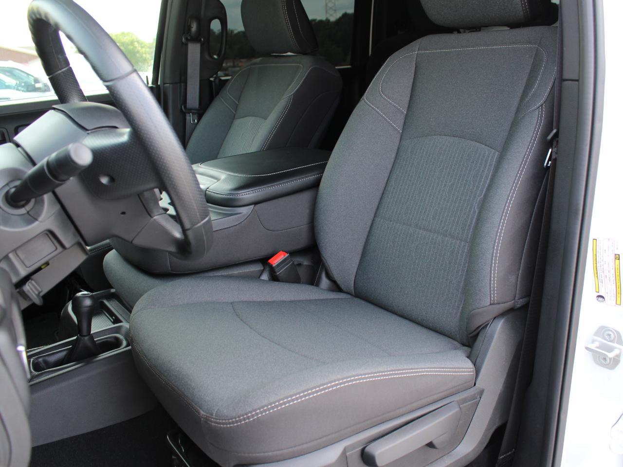 RAM 3500 Tradesman Crew Cab 4WD DRW 2024
