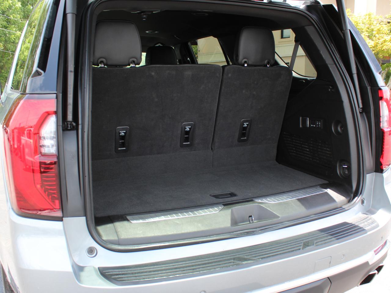 GMC Yukon Denali 4WD 2025