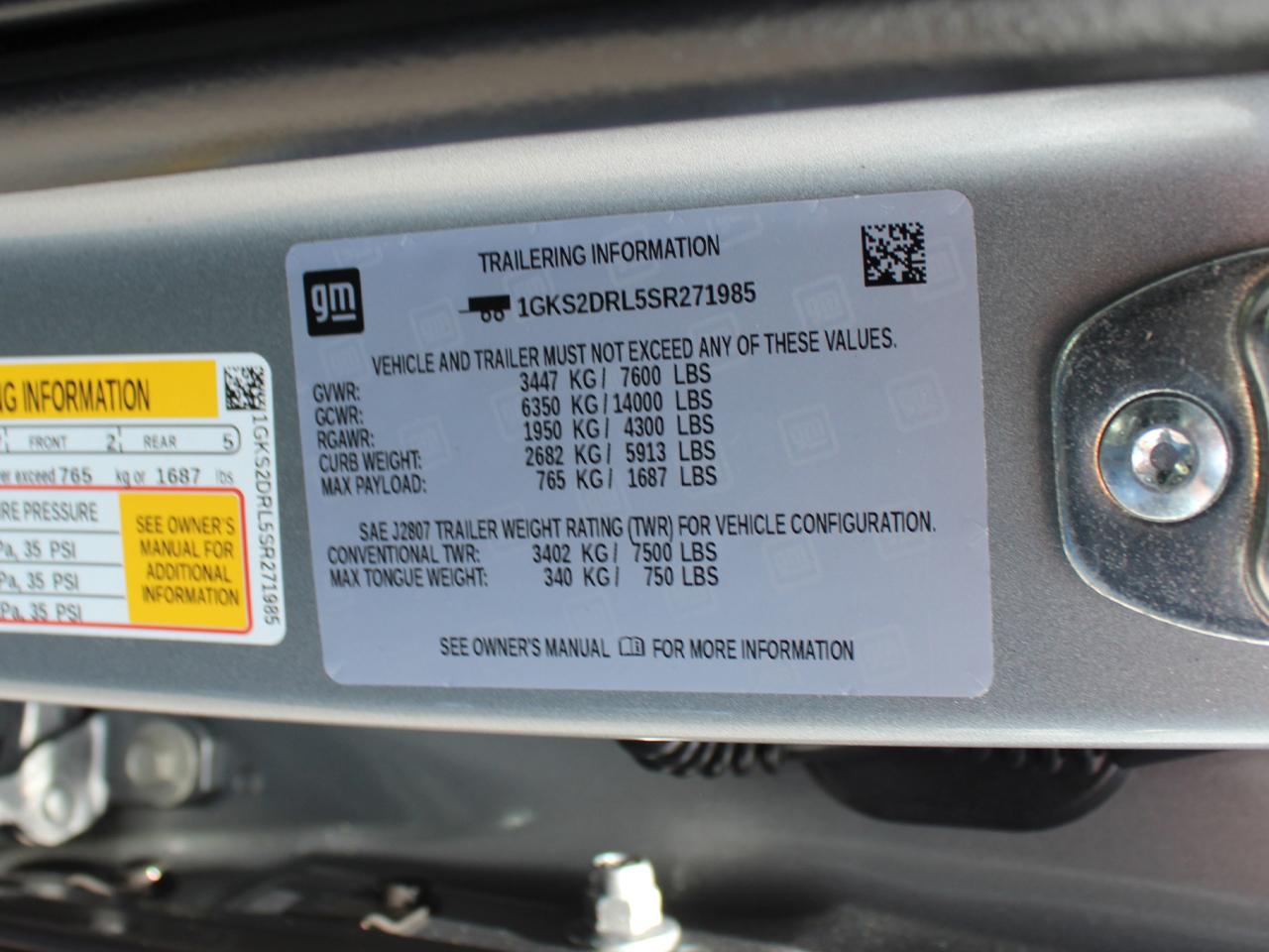 GMC Yukon Denali 4WD 2025