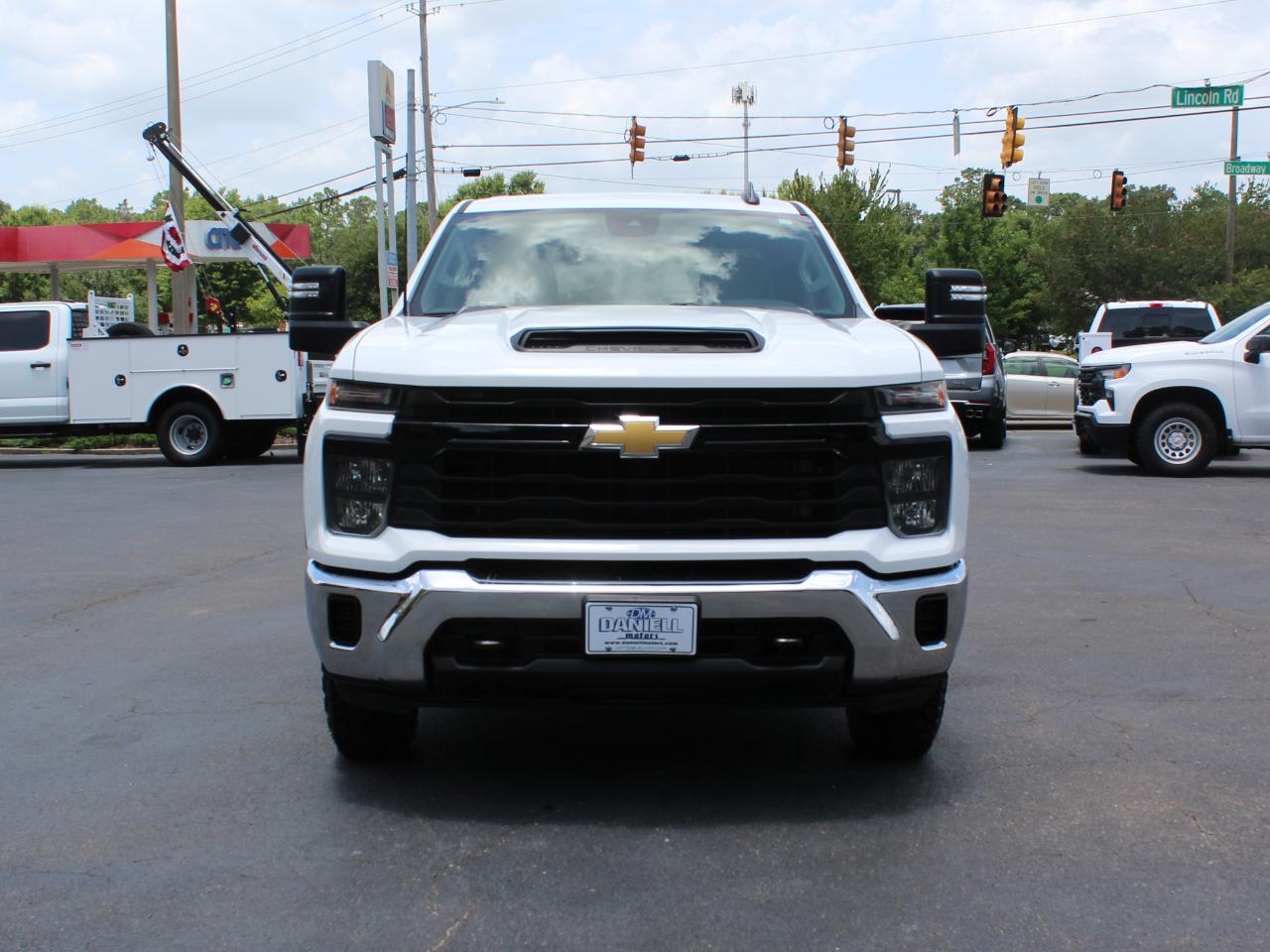 Chevrolet Silverado 2500HD Work Truck Crew Cab Long Box 4WD 2024