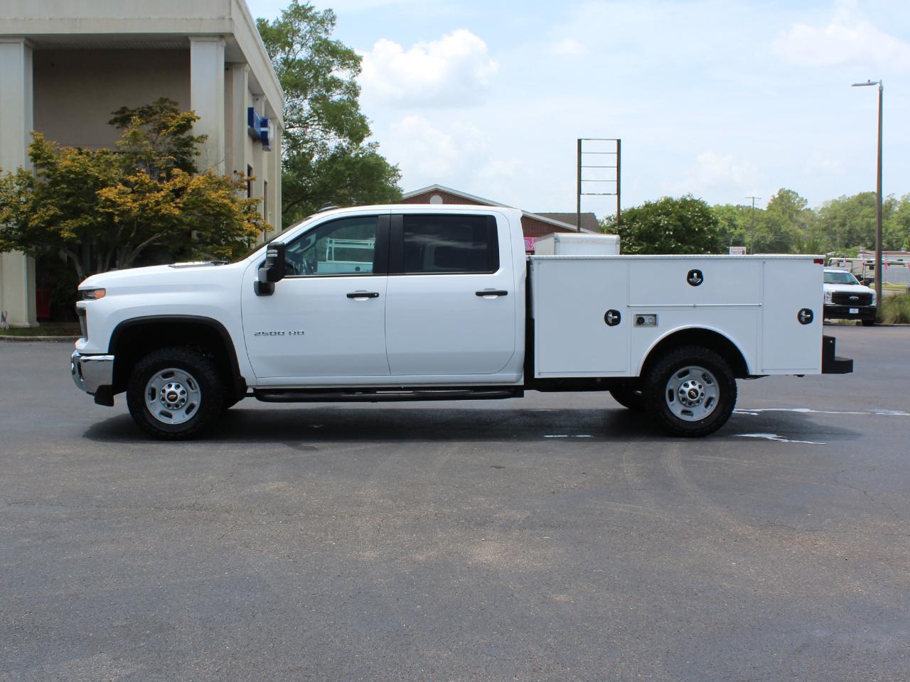 Chevrolet Silverado 2500HD Work Truck Crew Cab Long Box 4WD 2024