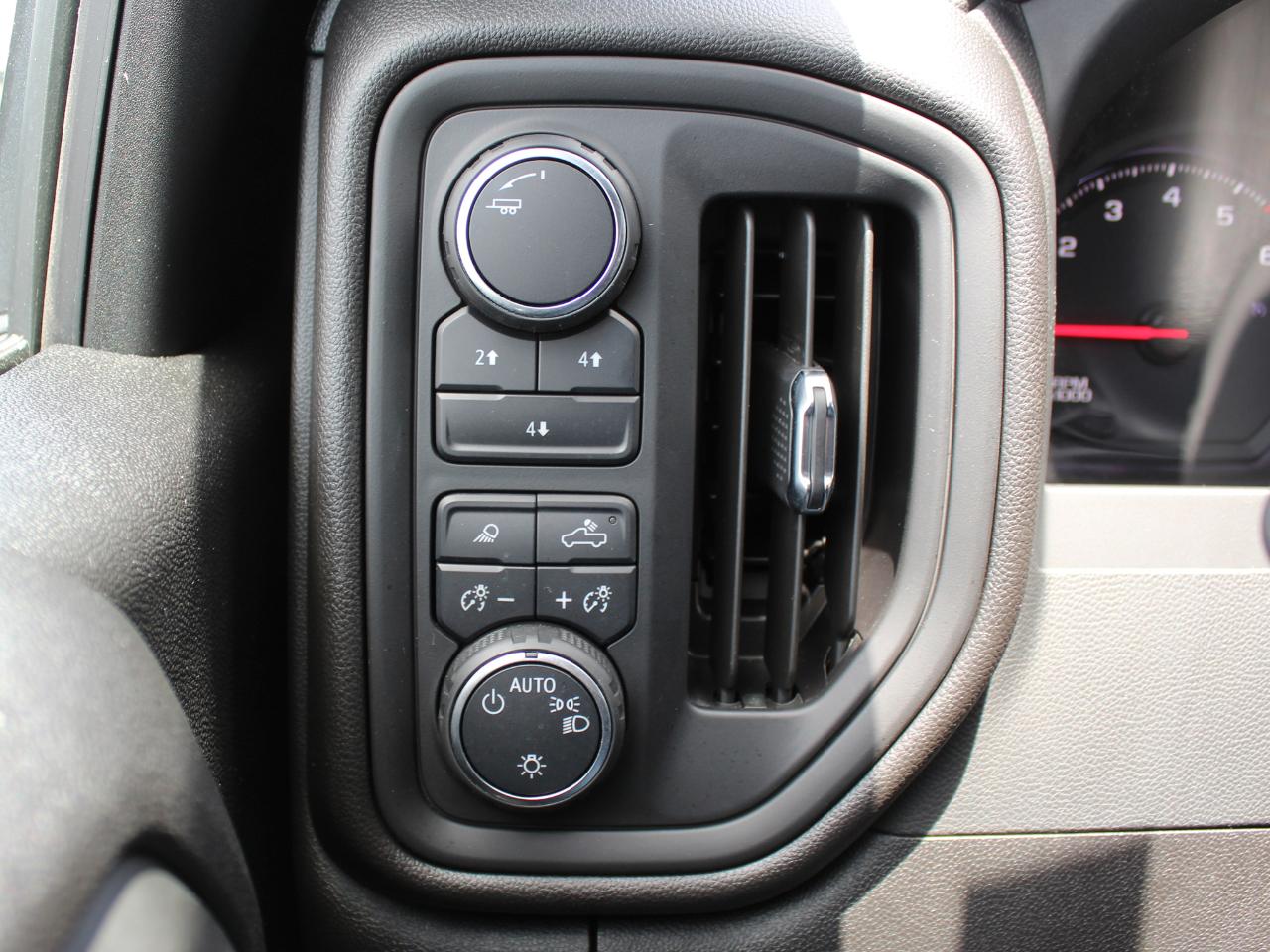 Chevrolet Silverado 2500HD Work Truck Crew Cab Long Box 4WD 2024