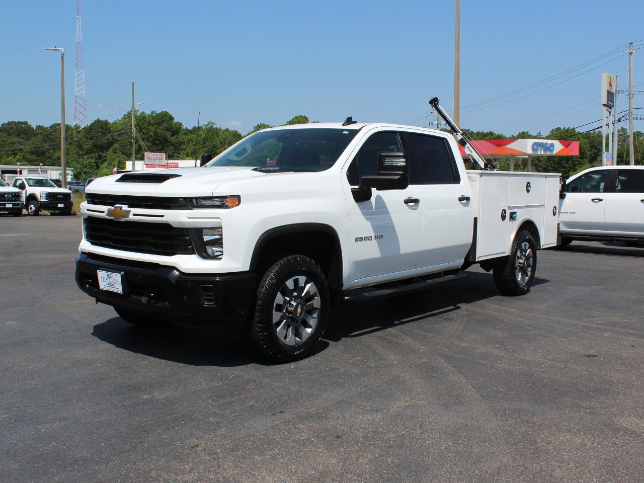 Chevrolet Silverado 2500HD Custom Crew Cab Long Box 4WD 2025