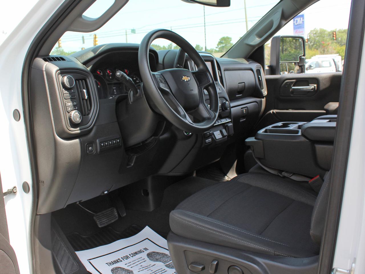 Chevrolet Silverado 2500HD Custom Crew Cab Long Box 4WD 2025