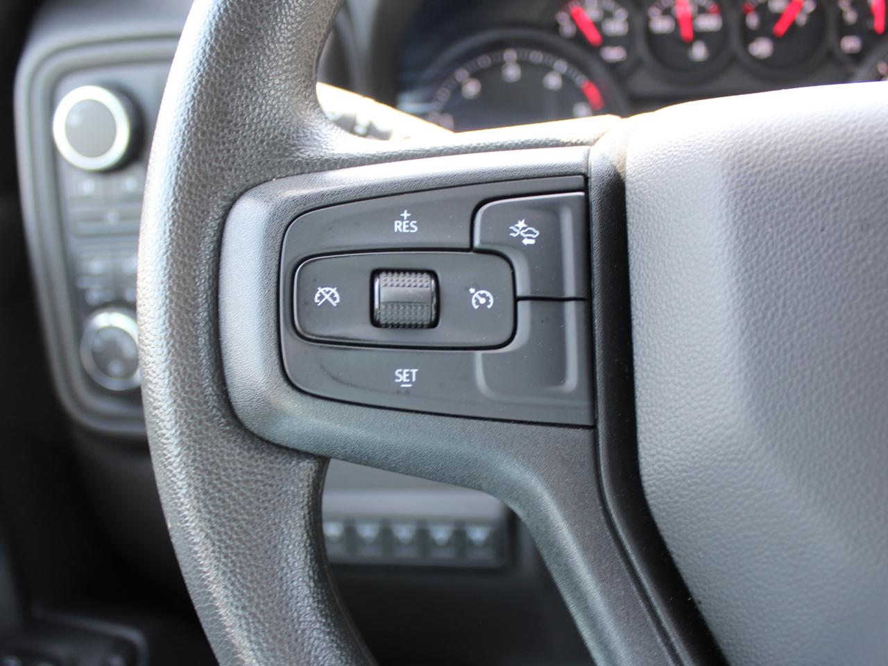 Chevrolet Silverado 2500HD Custom Crew Cab Long Box 4WD 2025