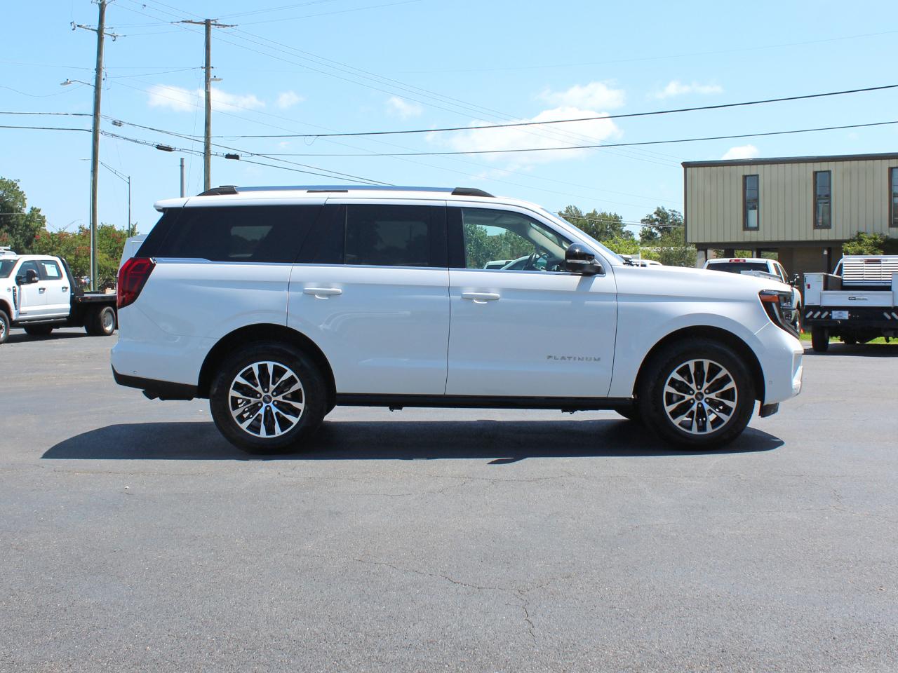 Ford Expedition Platinum 4WD 2025