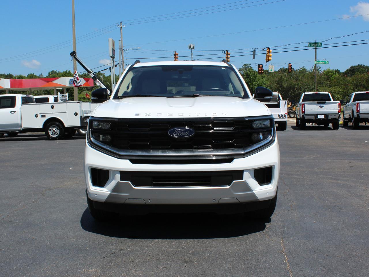 Ford Expedition Platinum 4WD 2025