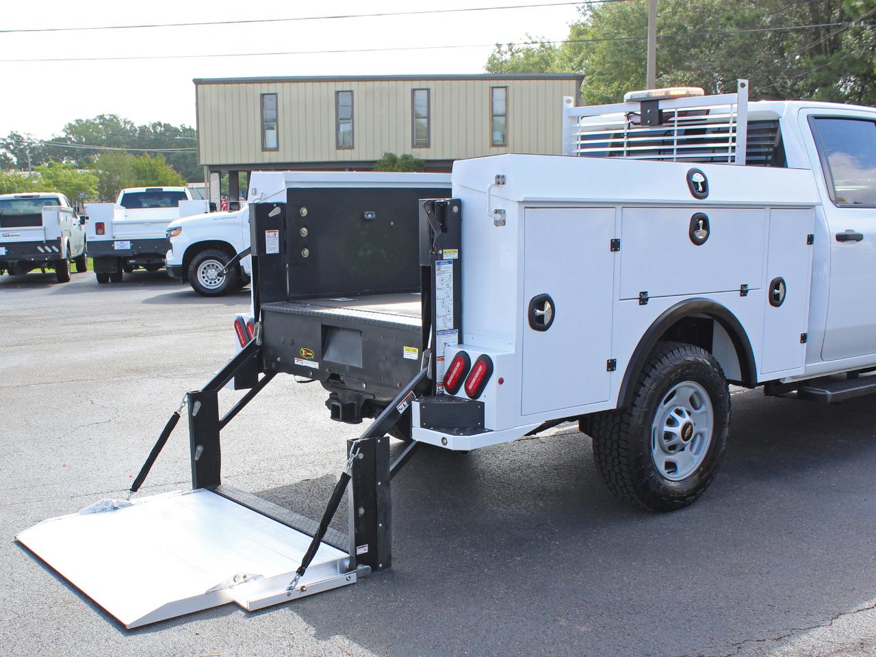 Chevrolet Silverado 2500HD Work Truck Crew Cab Short Box 4WD 2024