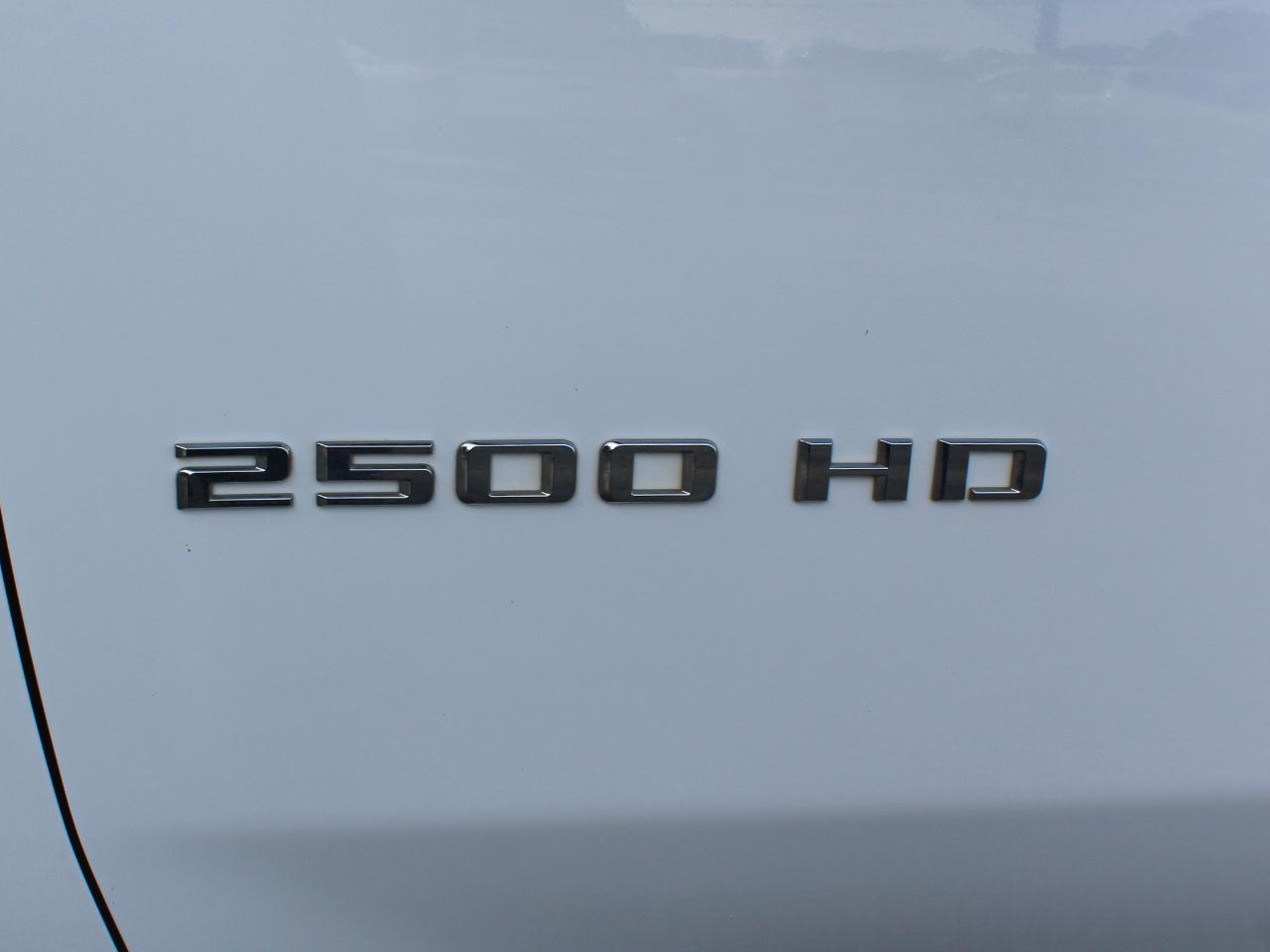 Chevrolet Silverado 2500HD Work Truck Crew Cab Short Box 4WD 2024