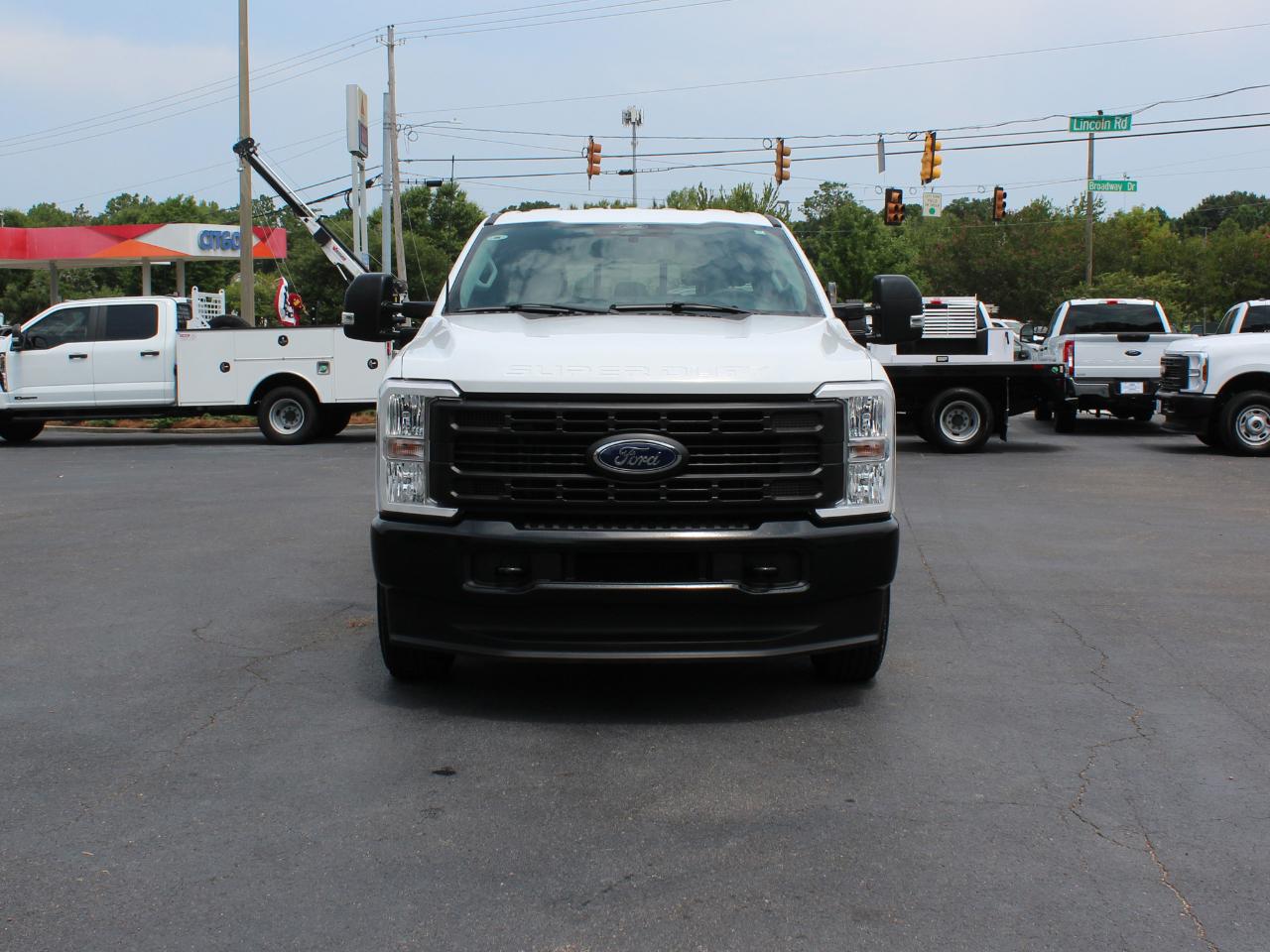 Ford F-250 SD XL SuperCab Long Bed 4WD 2024
