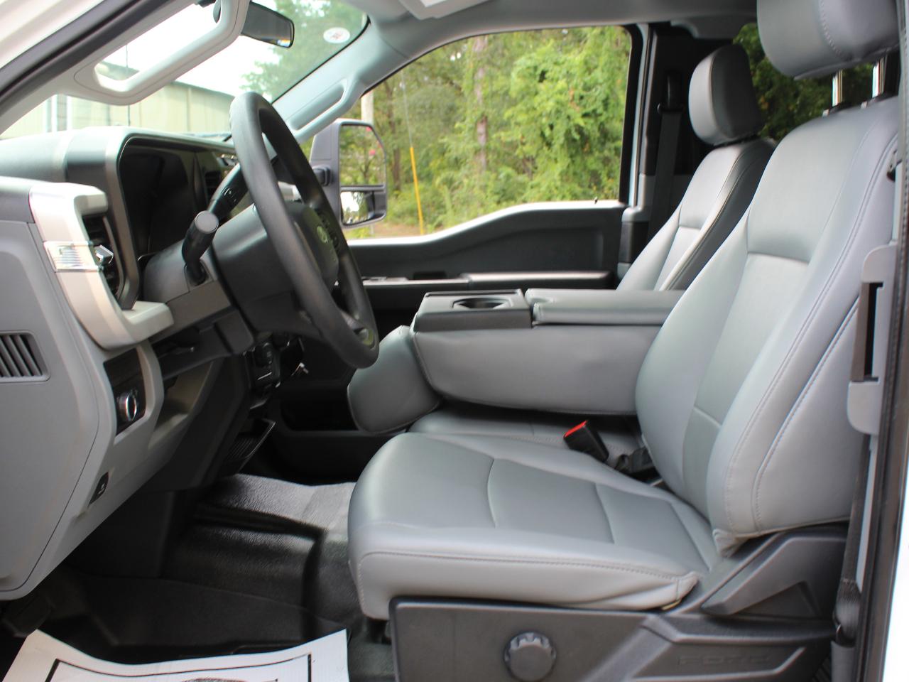 Ford F-250 SD XL SuperCab Long Bed 4WD 2024