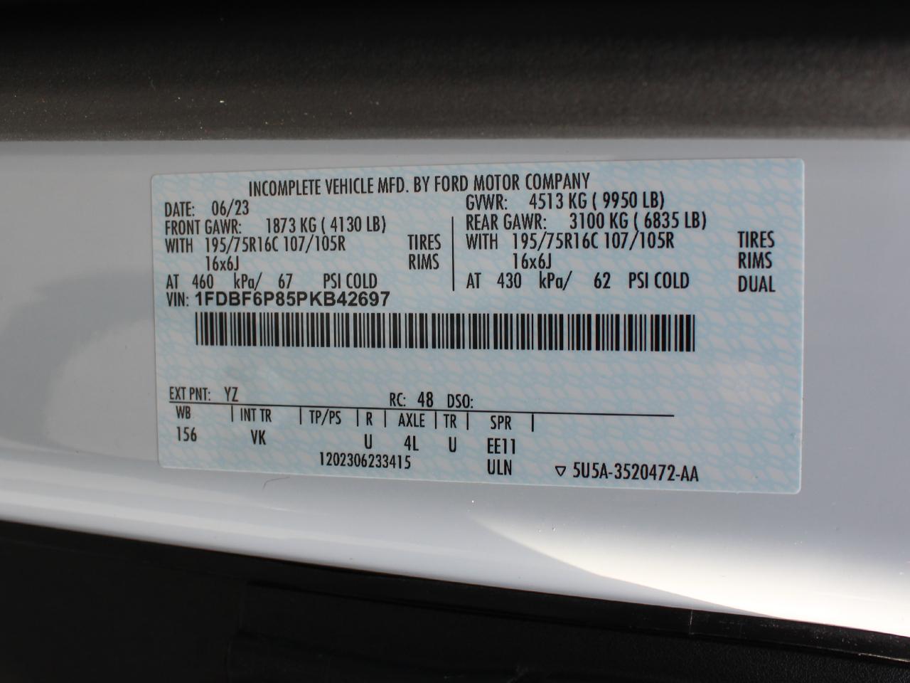 Ford Transit T-350 HD DRW 2023