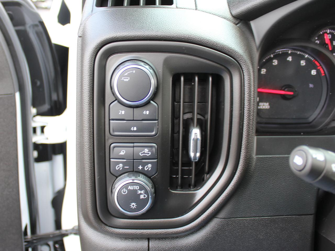 Chevrolet Silverado 2500HD Work Truck Crew Cab Long Box 4WD 2024