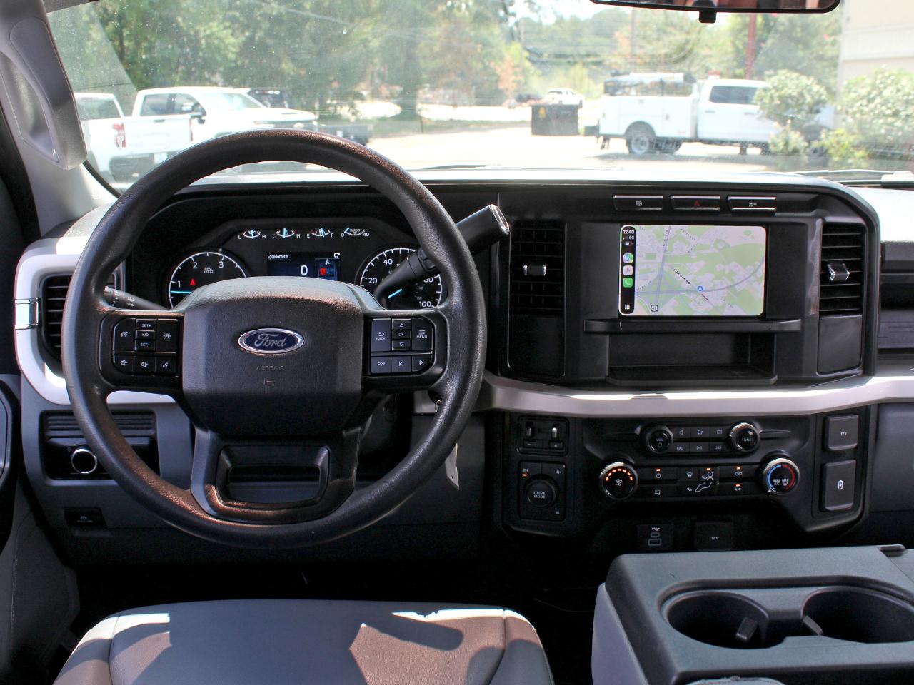 Ford F-350 SD XL Crew Cab Long Bed DRW 4WD 2024