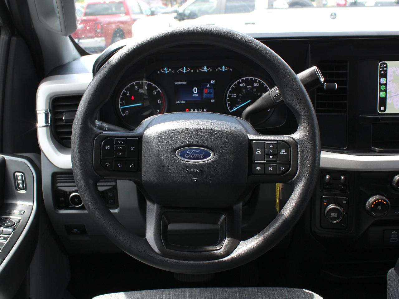 Ford F-250 SD XLT Crew Cab Long Bed 4WD 2025