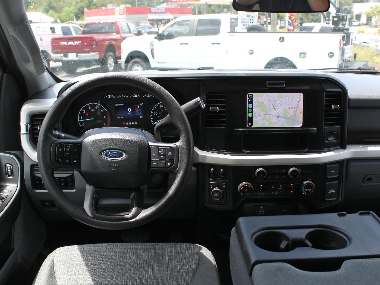 Ford F-250 SD XLT Crew Cab Long Bed 4WD 2025