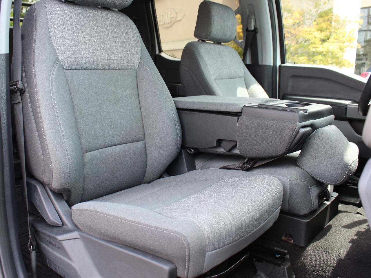 Ford F-250 SD XLT Crew Cab Long Bed 4WD 2025