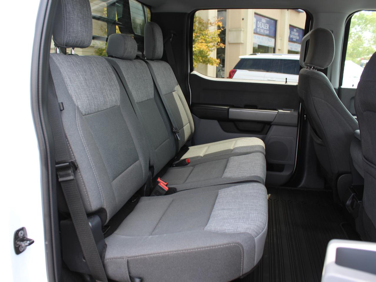 Ford F-250 SD XLT Crew Cab Long Bed 4WD 2025