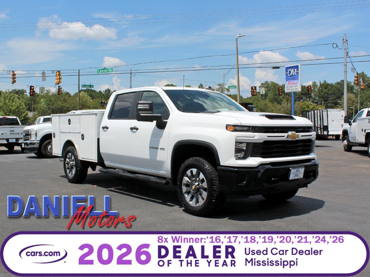 2025 Chevrolet Silverado 2500HD Custom Crew Cab Long Box 4WD