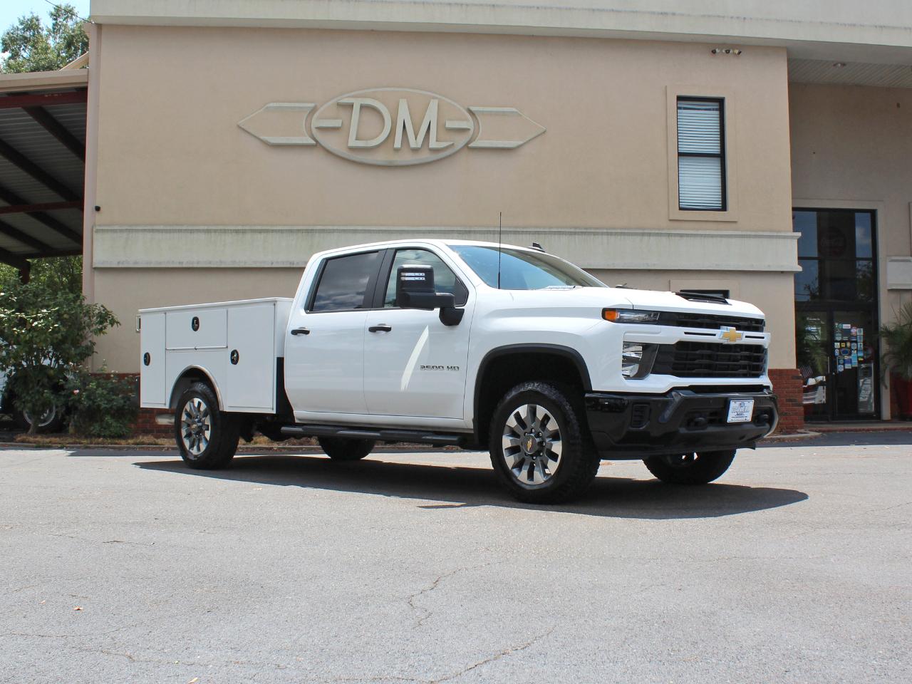 Chevrolet Silverado 2500HD Custom Crew Cab Long Box 4WD 2025