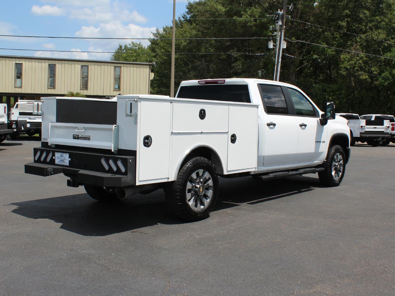 Chevrolet Silverado 2500HD Custom Crew Cab Long Box 4WD 2025