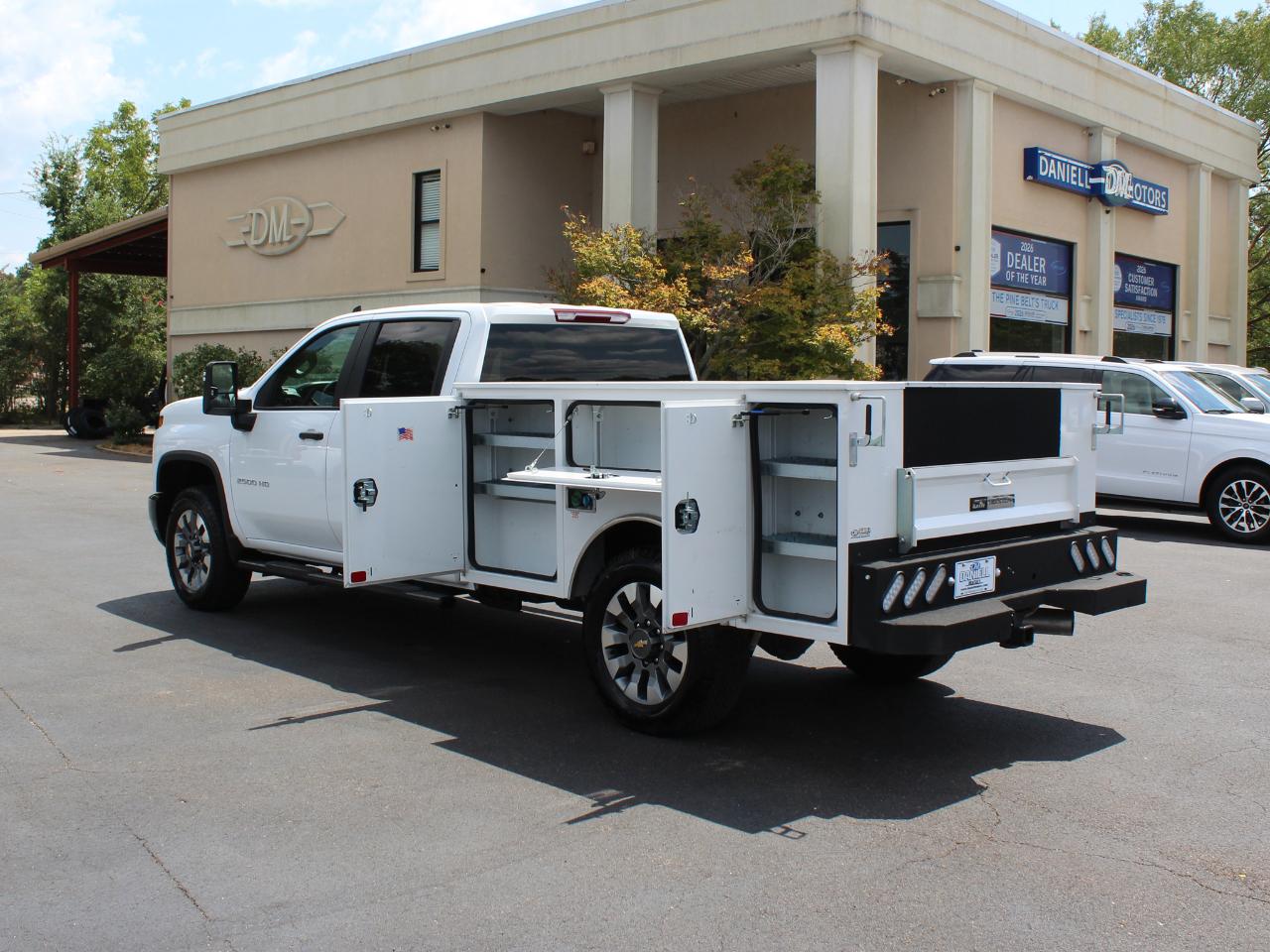 Chevrolet Silverado 2500HD Custom Crew Cab Long Box 4WD 2025