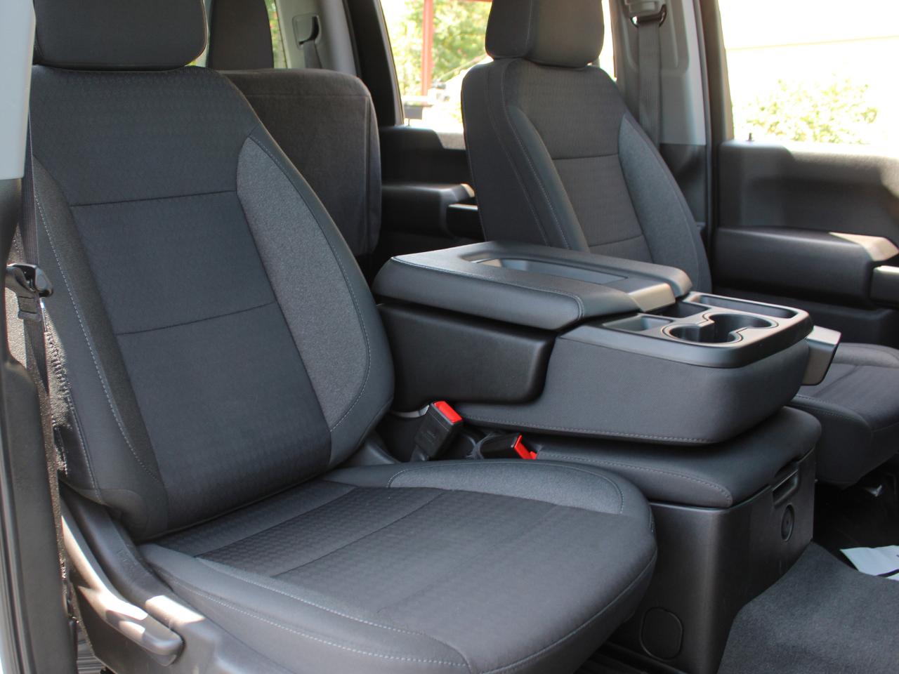 Chevrolet Silverado 2500HD Custom Crew Cab Long Box 4WD 2025