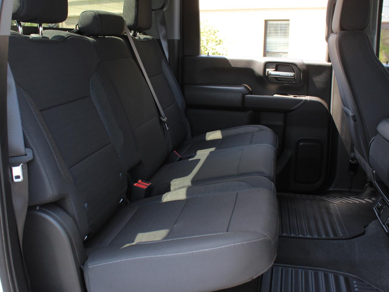 Chevrolet Silverado 2500HD Custom Crew Cab Long Box 4WD 2025