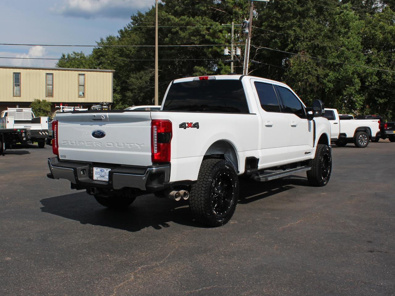 Ford F-250 SD Lariat Crew Cab 4WD 2025