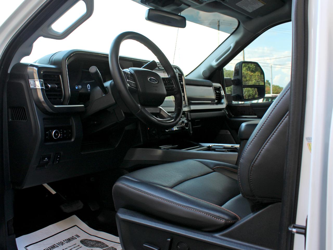 Ford F-250 SD Lariat Crew Cab 4WD 2025