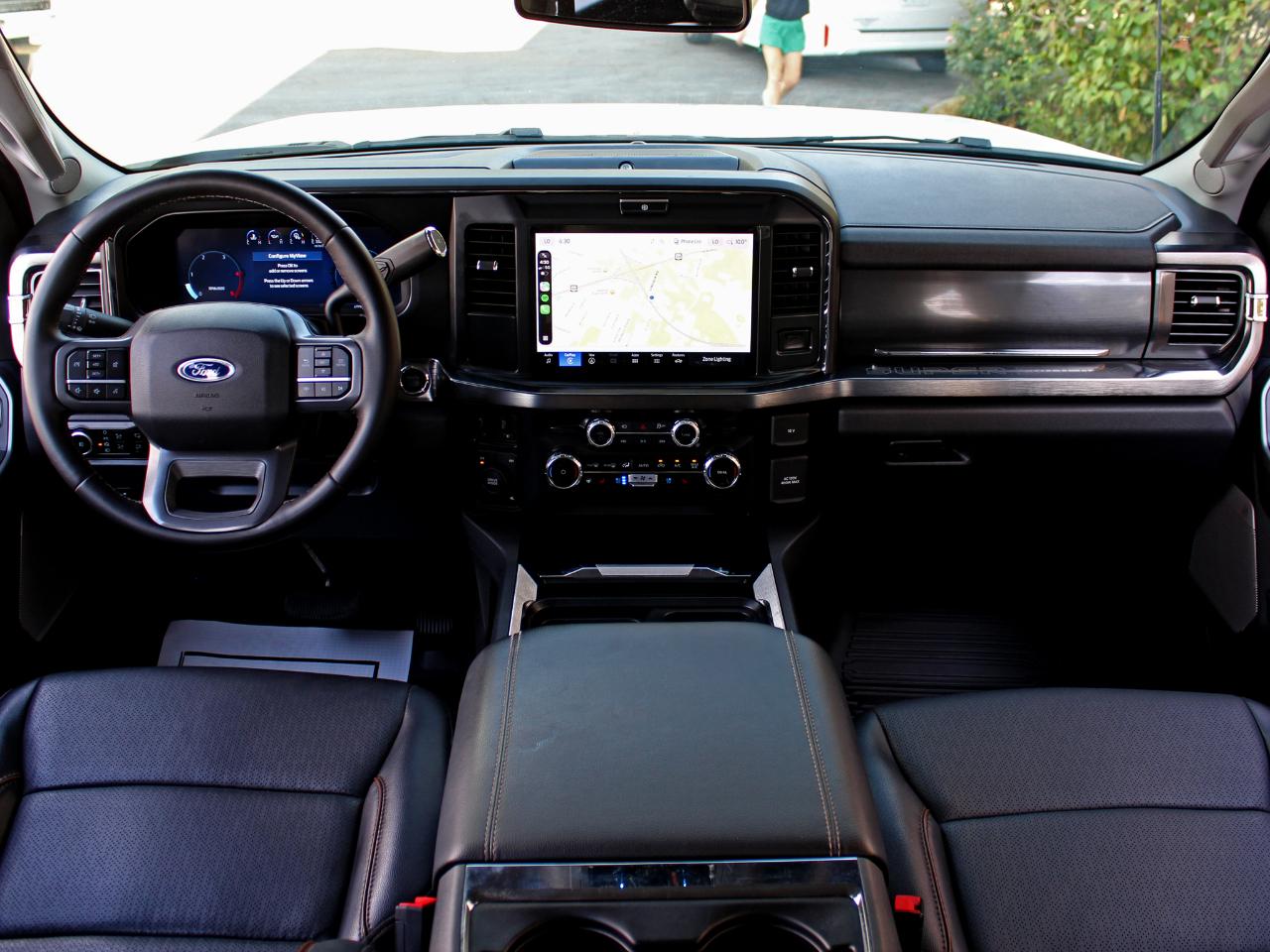 Ford F-250 SD Lariat Crew Cab 4WD 2025
