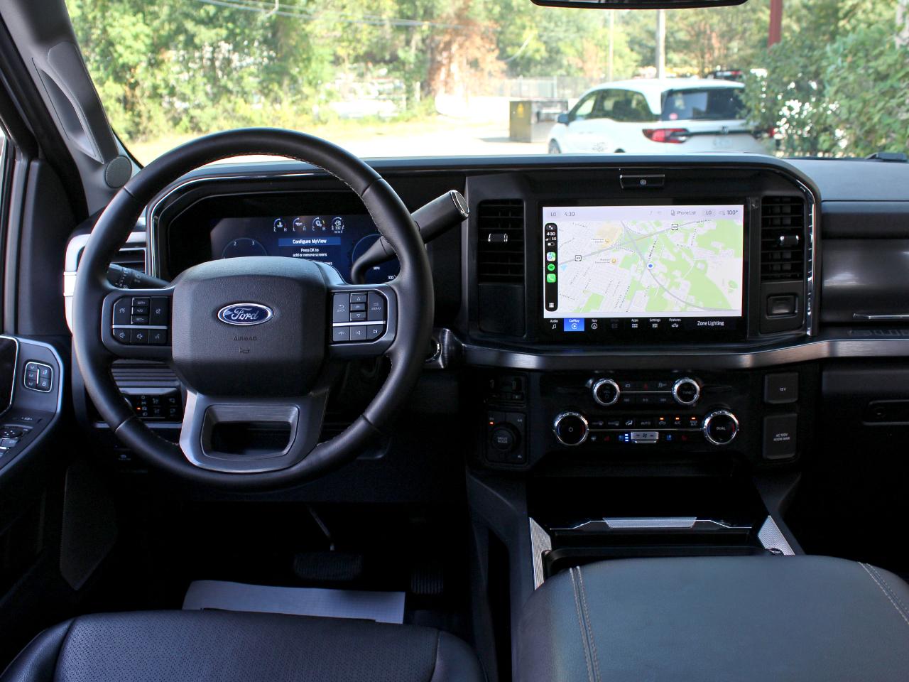 Ford F-250 SD Lariat Crew Cab 4WD 2025