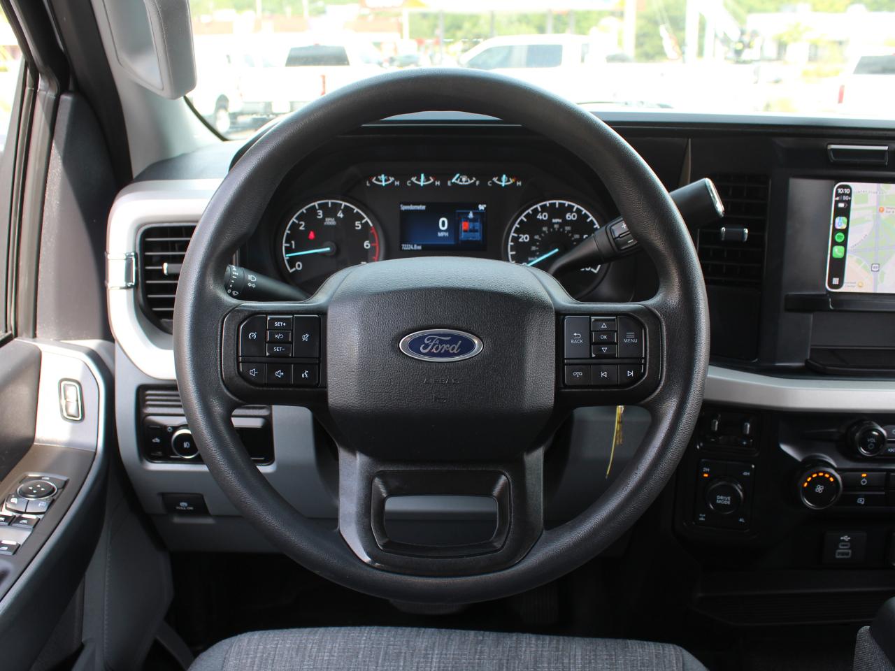 Ford F-250 SD XLT Crew Cab Long Bed 4WD 2024