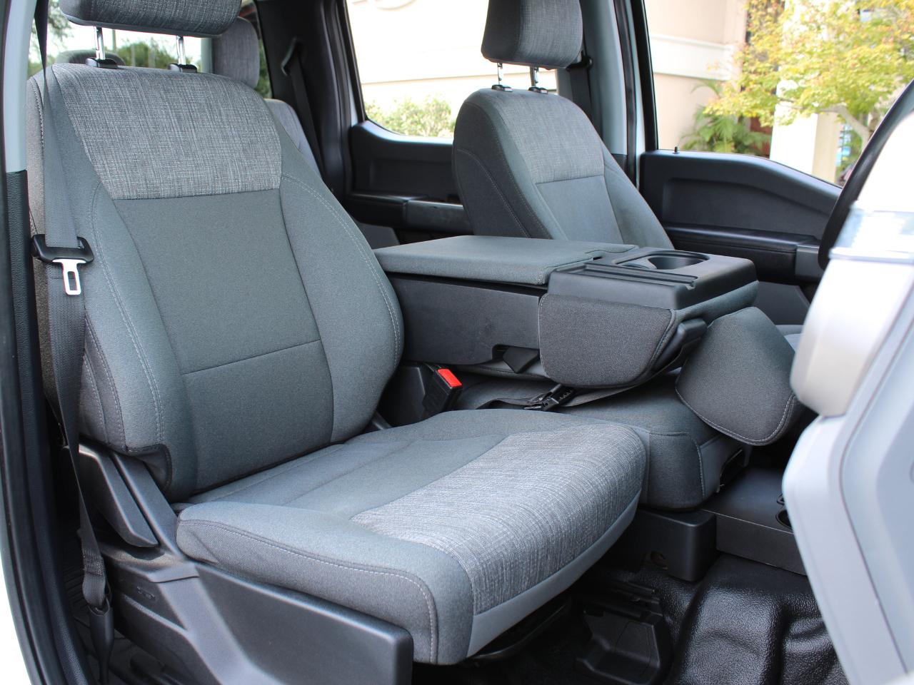 Ford F-250 SD XLT Crew Cab Long Bed 4WD 2024