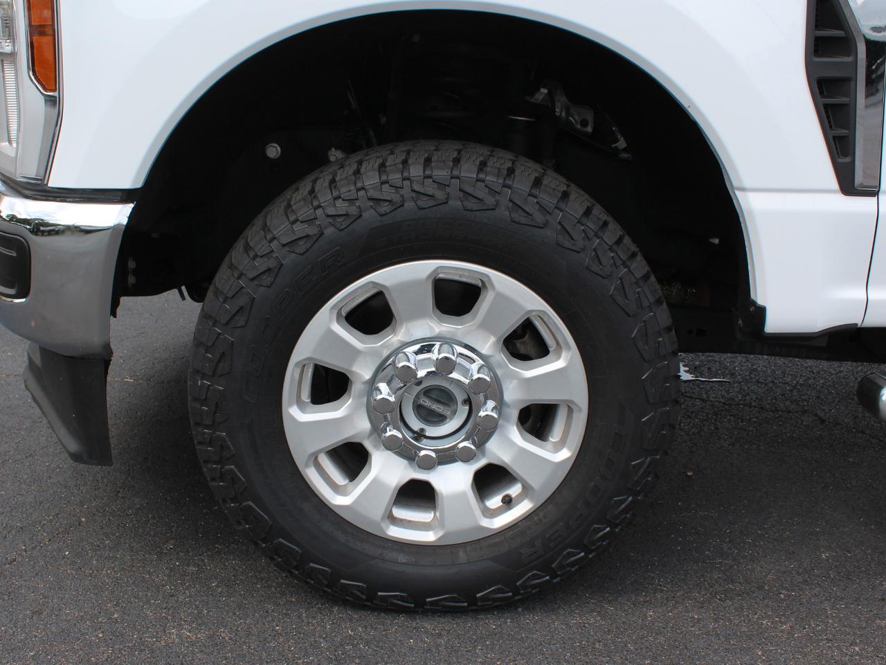 Ford F-250 SD XLT Crew Cab Long Bed 4WD 2024