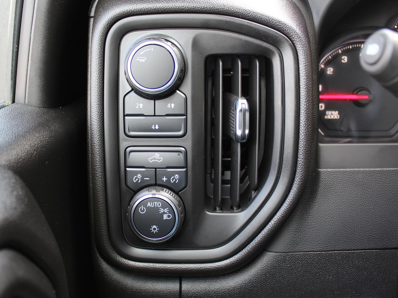 Chevrolet Silverado 3500HD  2025