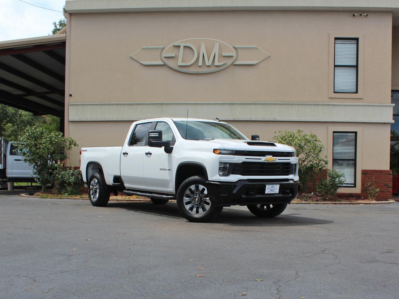 Chevrolet Silverado 2500HD Custom Crew Cab Long Box 4WD 2025