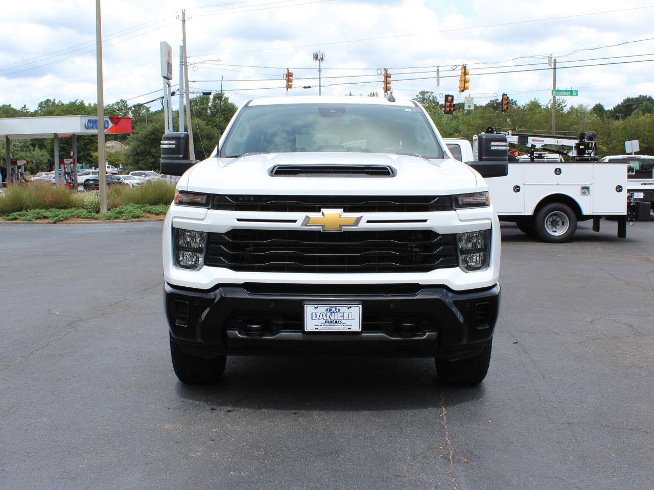 Chevrolet Silverado 2500HD Custom Crew Cab Long Box 4WD 2025