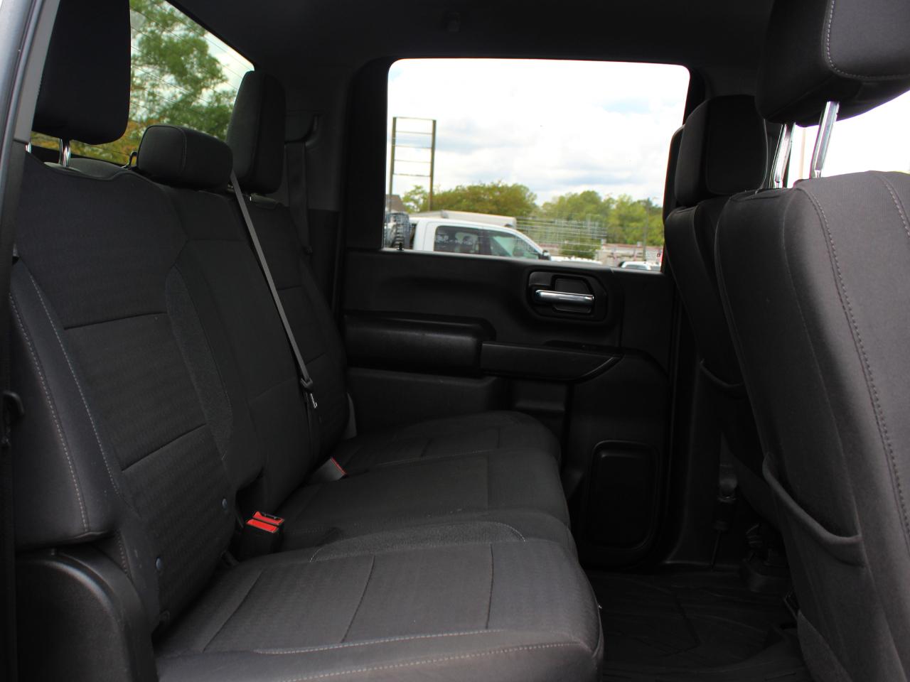 Chevrolet Silverado 2500HD Custom Crew Cab Long Box 4WD 2025