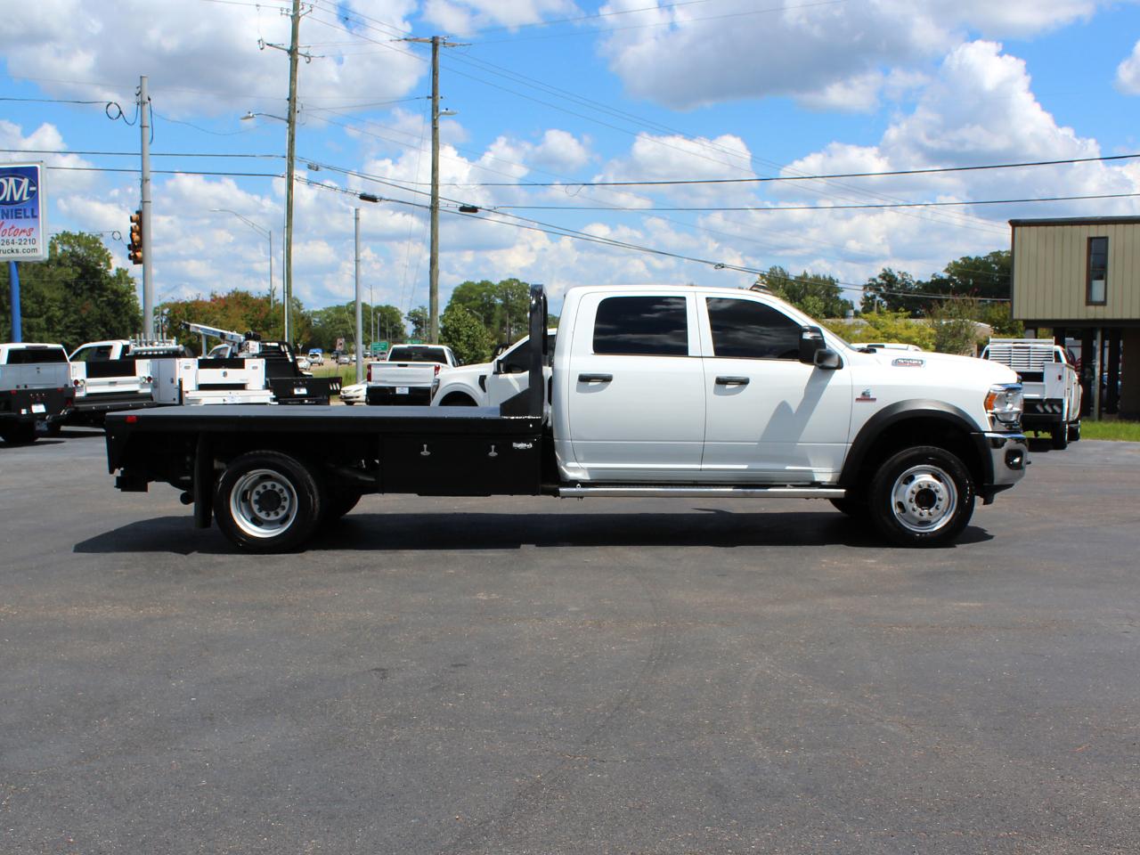 RAM 5500 Crew Cab LWB 4WD DRW 2024