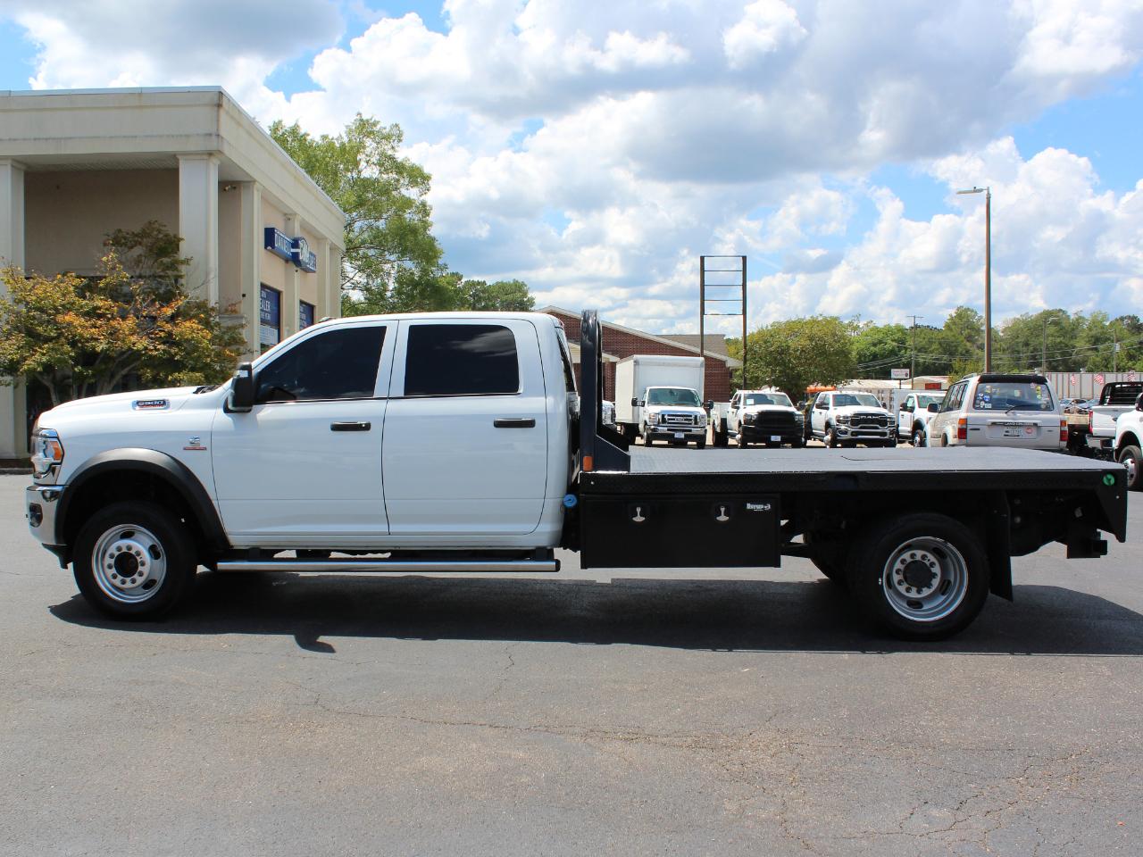 RAM 5500 Crew Cab LWB 4WD DRW 2024