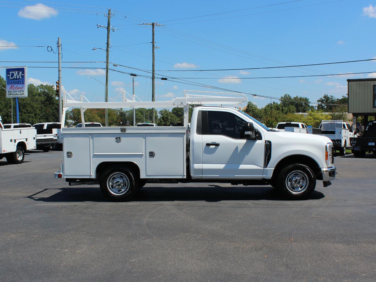 Ford F-250 SD XL 2WD 2023