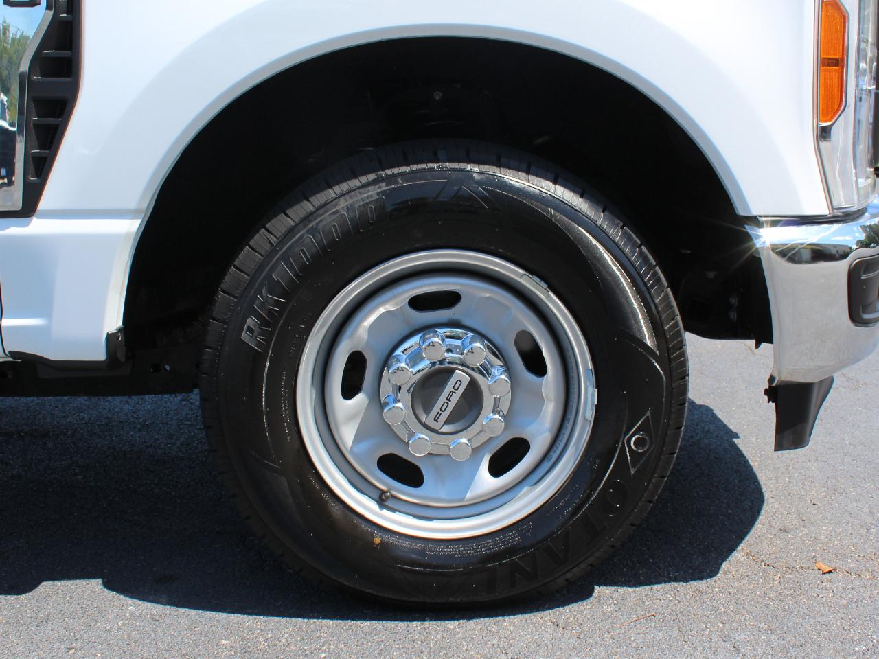 Ford F-250 SD XL 2WD 2023