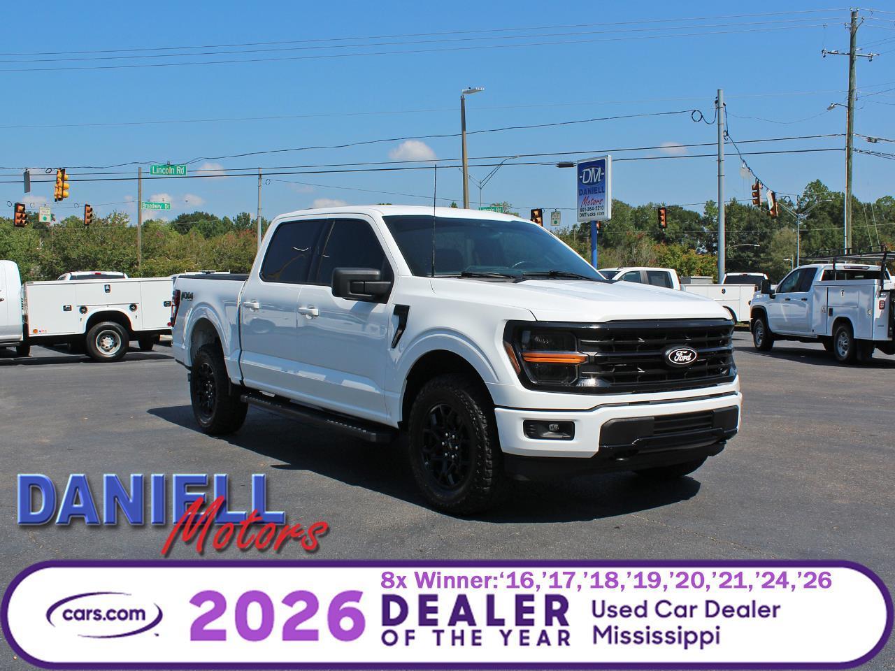 Ford F-150 XLT SuperCrew 4WD 2025