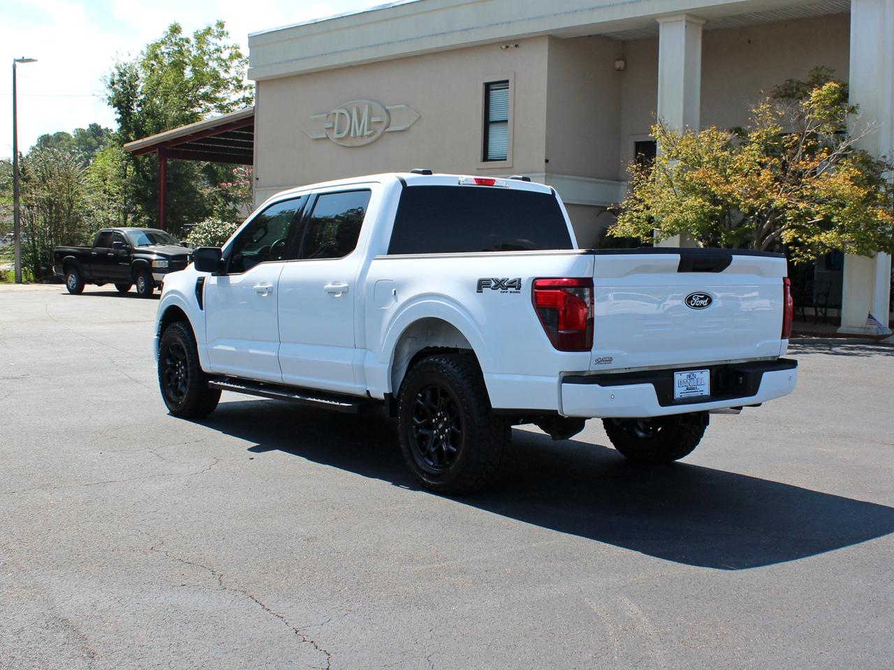 Ford F-150 XLT SuperCrew 4WD 2025