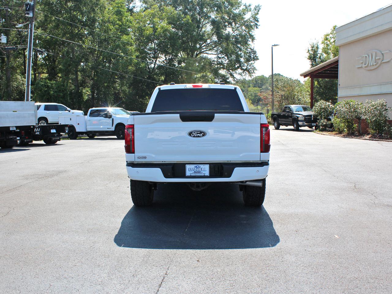 Ford F-150 XLT SuperCrew 4WD 2025