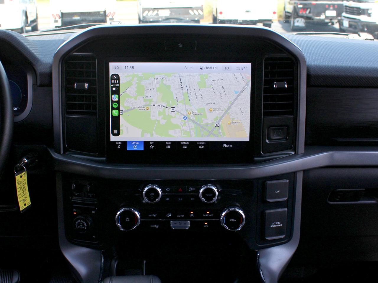 Ford F-150 XLT SuperCrew 4WD 2025